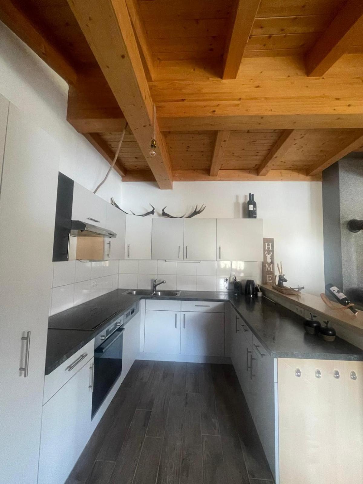 Aparthotels Berwang / Haus Wiesengrund ภายนอก รูปภาพ